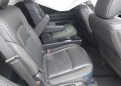 2024 Nissan Pathfinder Sl 4Wd z USA, uszkodzony, nr VIN 5N1DR3CD8RC297114